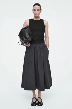 Hot COS ELASTICATED MIDI SKIRT BLACK