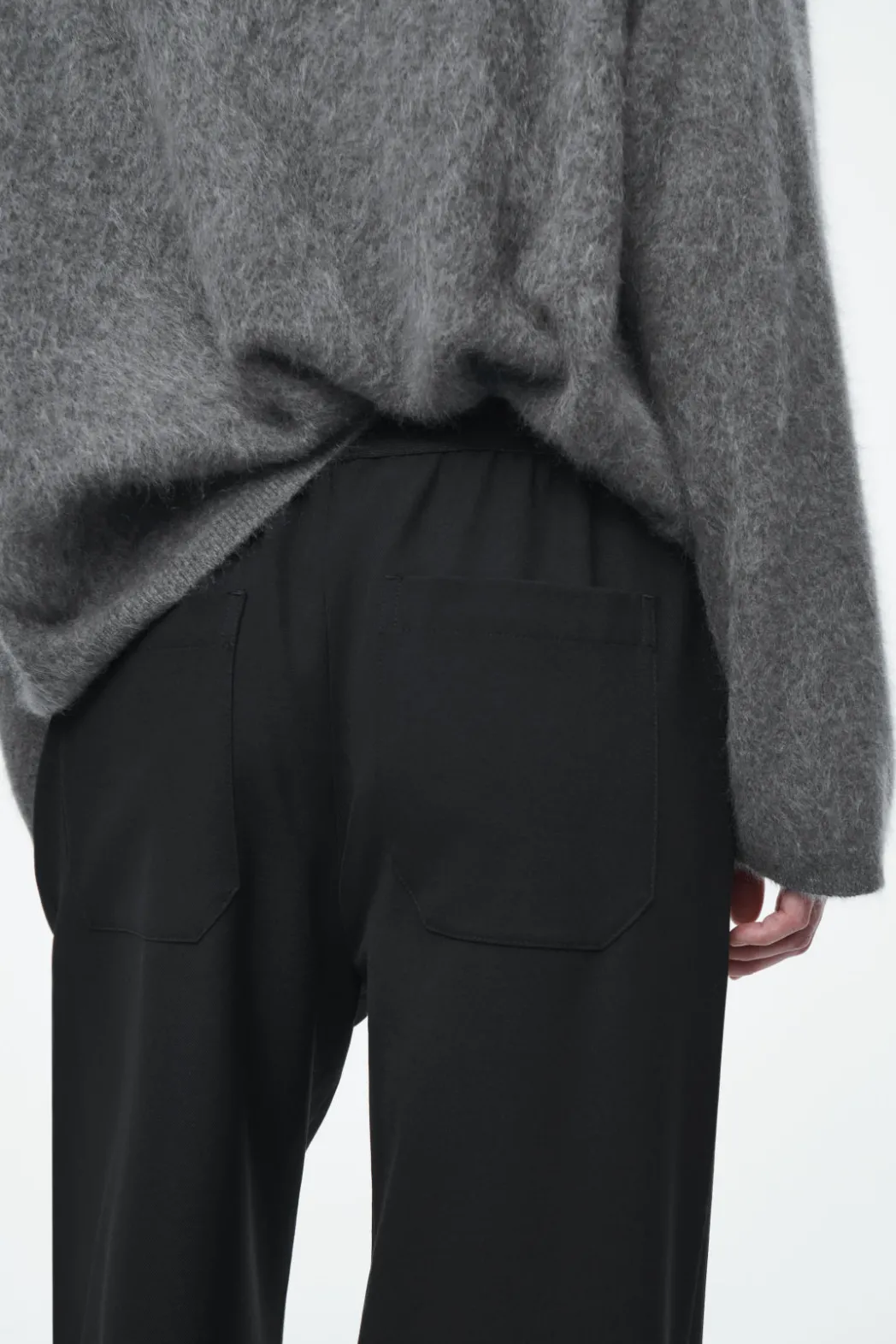 Hot COS ELASTICATED TAILORED WOOL PANTS BLACK