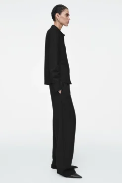 Outlet COS EXAGGERATED-COLLAR JERSEY SHIRT BLACK