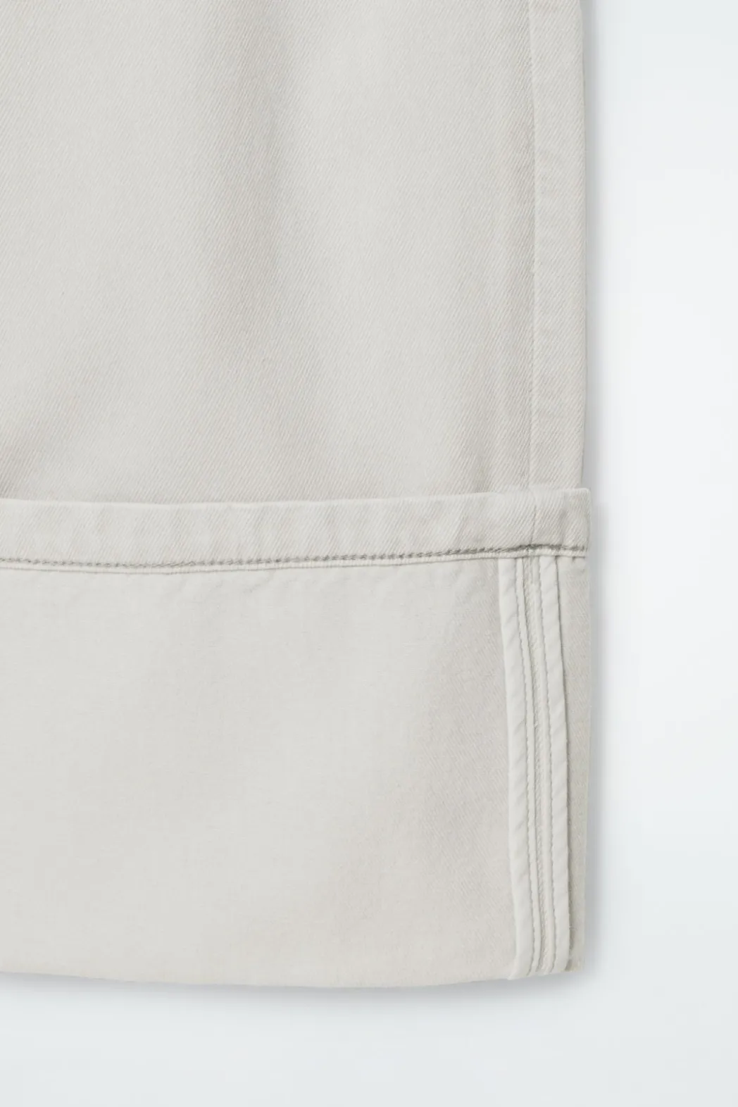Online COS FACADE TURN-UP STRAIGHT-LEG JEANS LIGHT GRAY