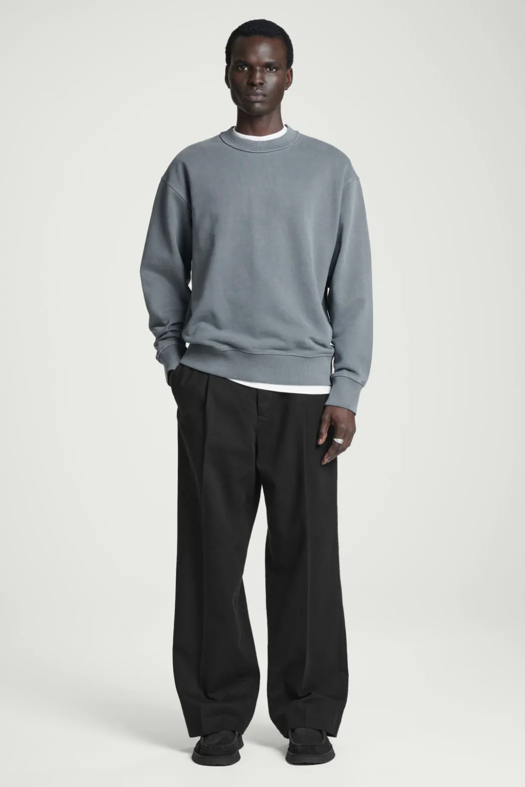 New COS FADED MOCK-NECK SWEATSHIRT WASHED BLACK