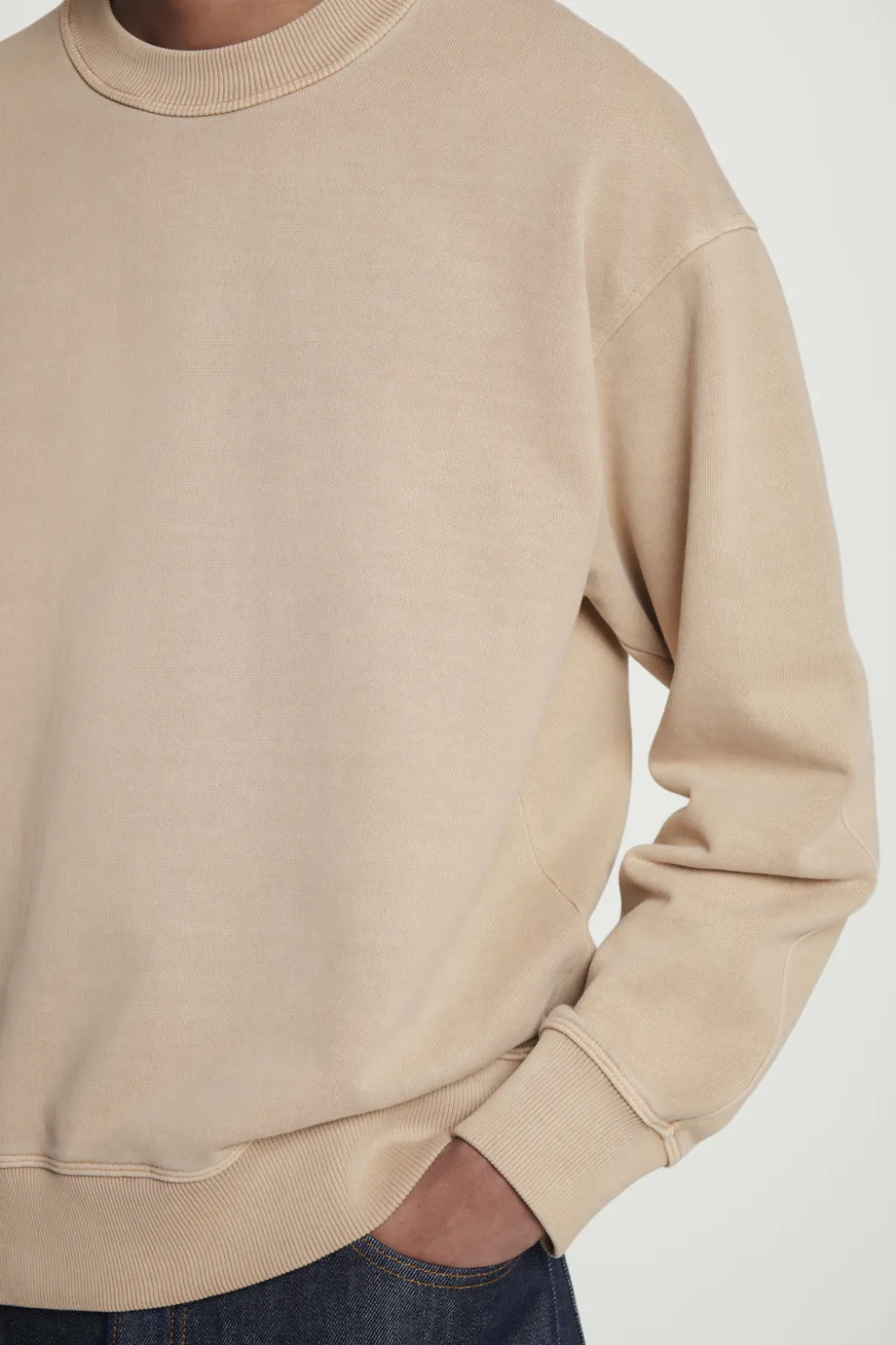 COS FADED MOCK-NECK SWEATSHIRT BEIGE