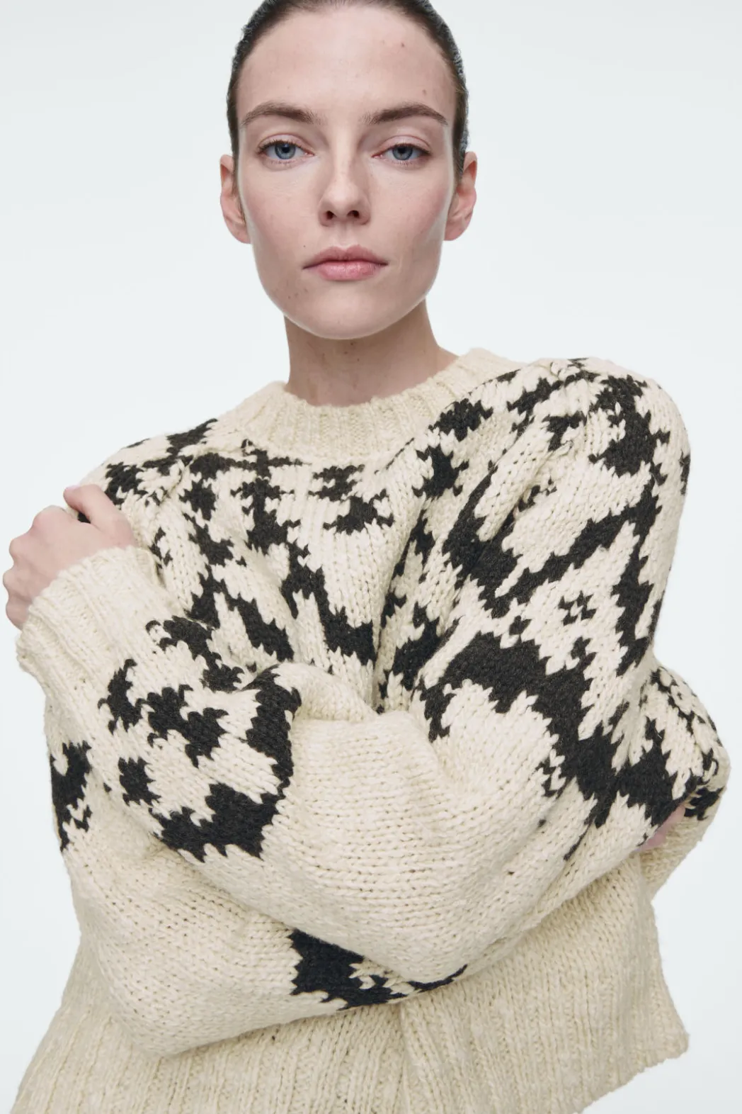 Discount COS FAIR-ISLE WOOL SWEATER IVORY / BLACK