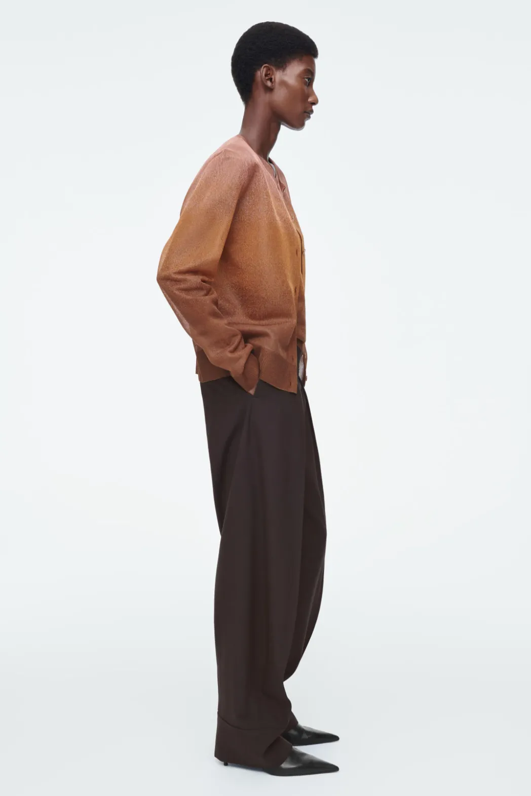 Online COS FINE-KNIT OMBRÉ CARDIGAN BROWN