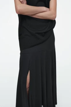 Discount COS FLARED ASYMMETRIC MIDI SKIRT BLACK