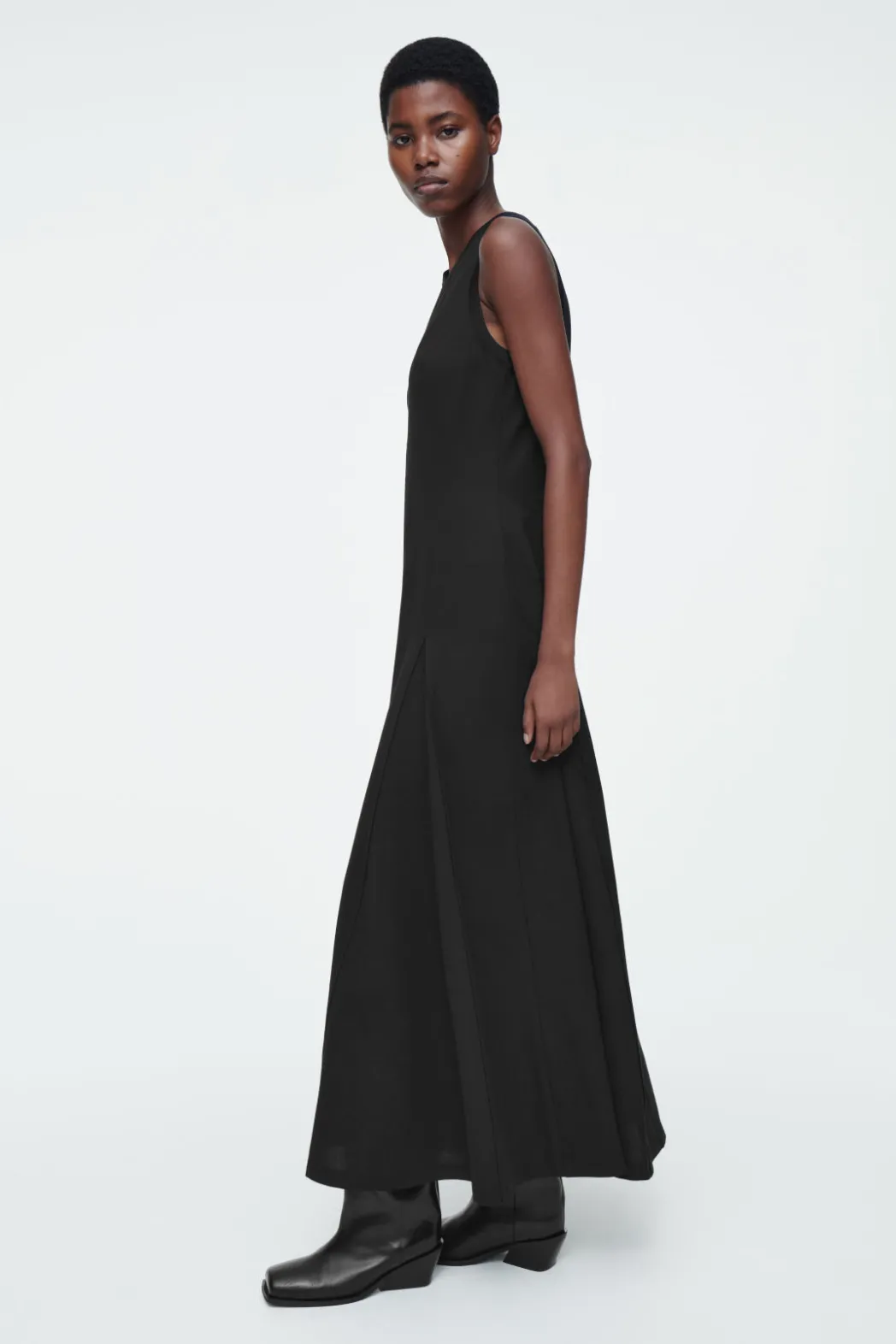 Clearance COS FLARED JERSEY MAXI DRESS BLACK