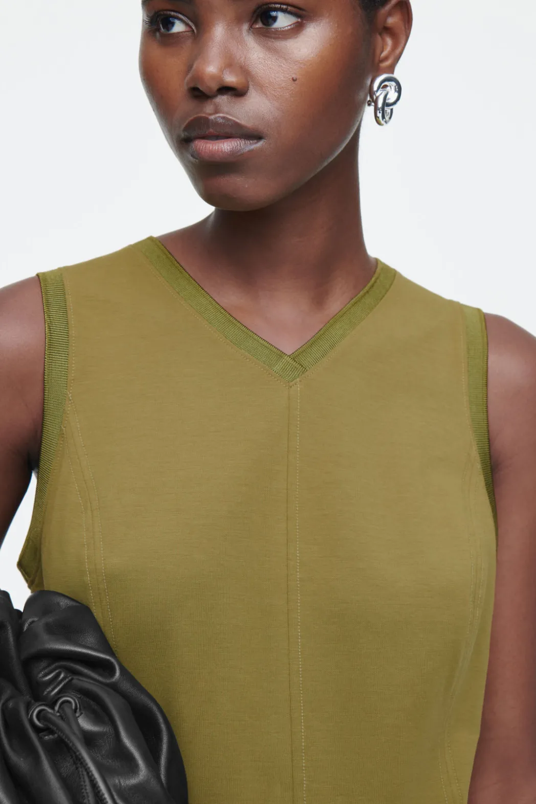 Online COS FLARED JERSEY MAXI DRESS GREEN