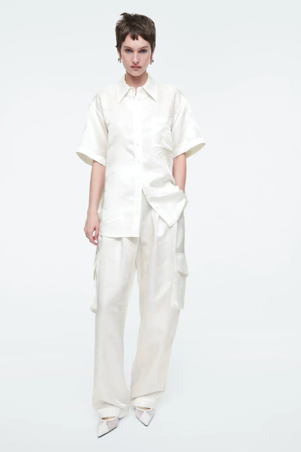 COS FLORAL-JACQUARD SHORT-SLEEVED SHIRT WHITE
