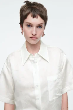 COS FLORAL-JACQUARD SHORT-SLEEVED SHIRT WHITE