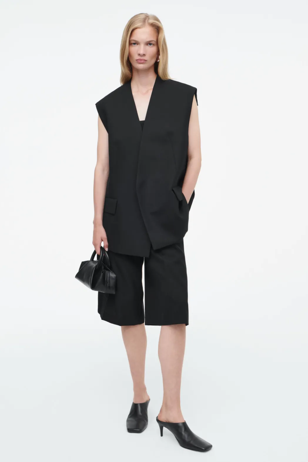 COS FOLD MICRO TOTE - LEATHER BLACK