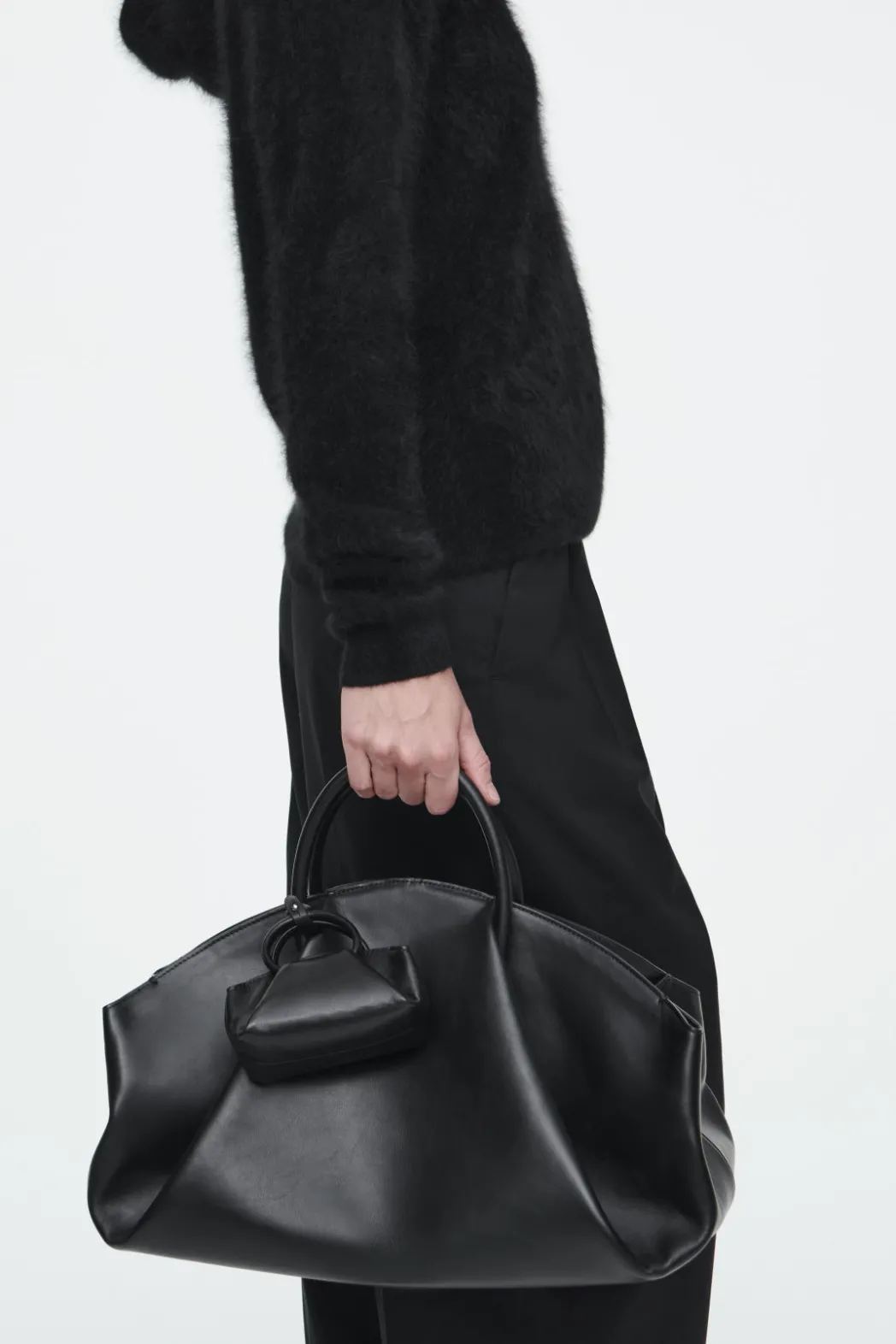 Hot COS FOLD NANO CROSSBODY - LEATHER BLACK