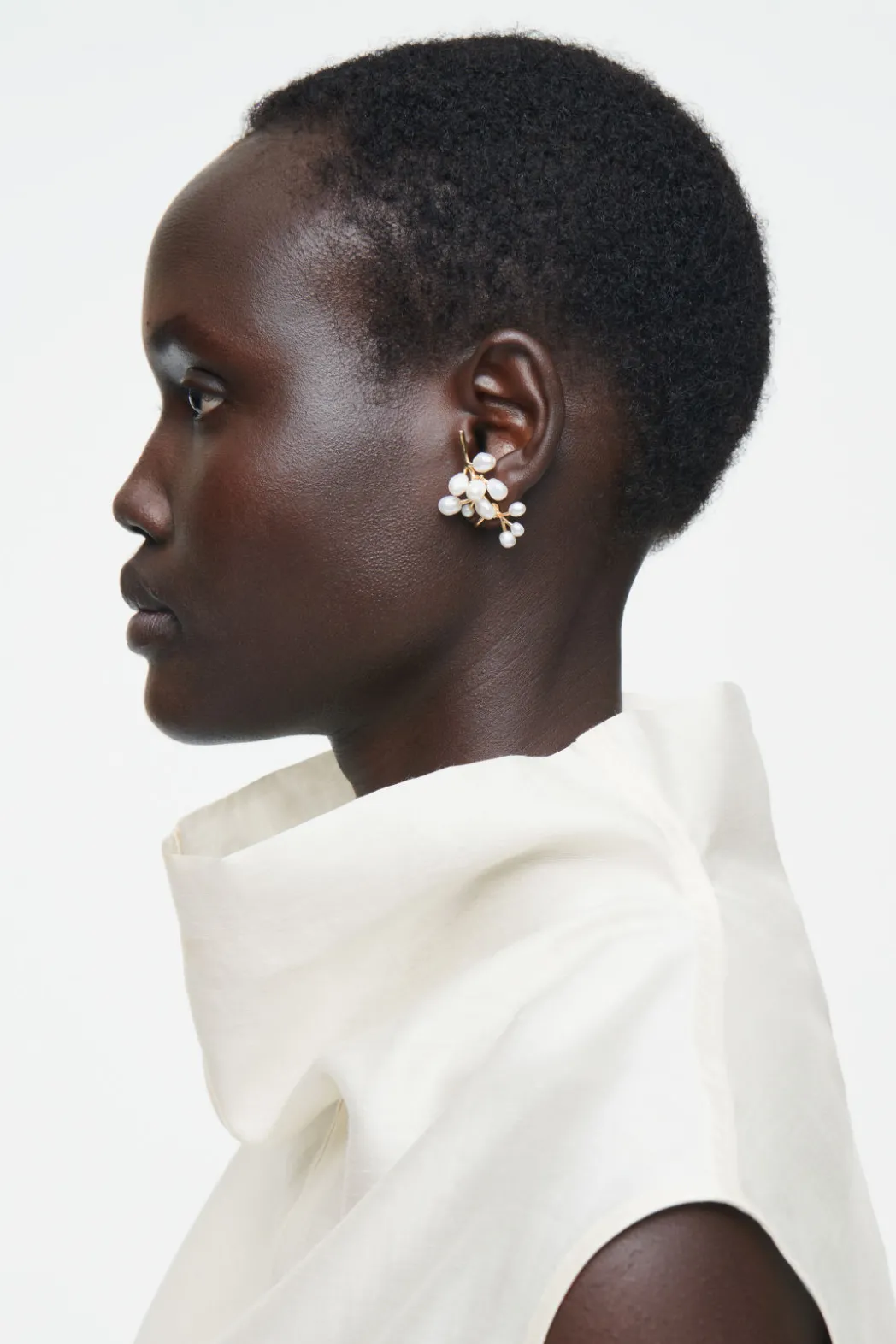 COS FRESHWATER PEARL CLIMBER EARRINGS GOLD