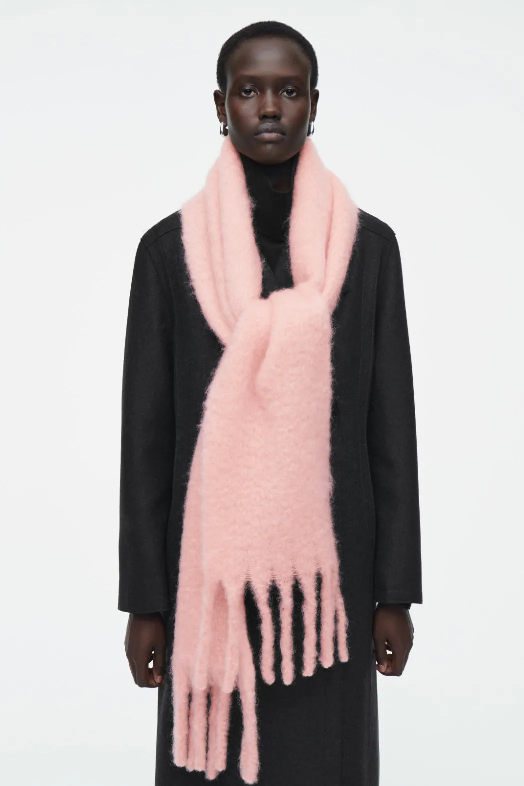 COS FRINGED BRUSHED-MOHAIR SCARF APRICOT