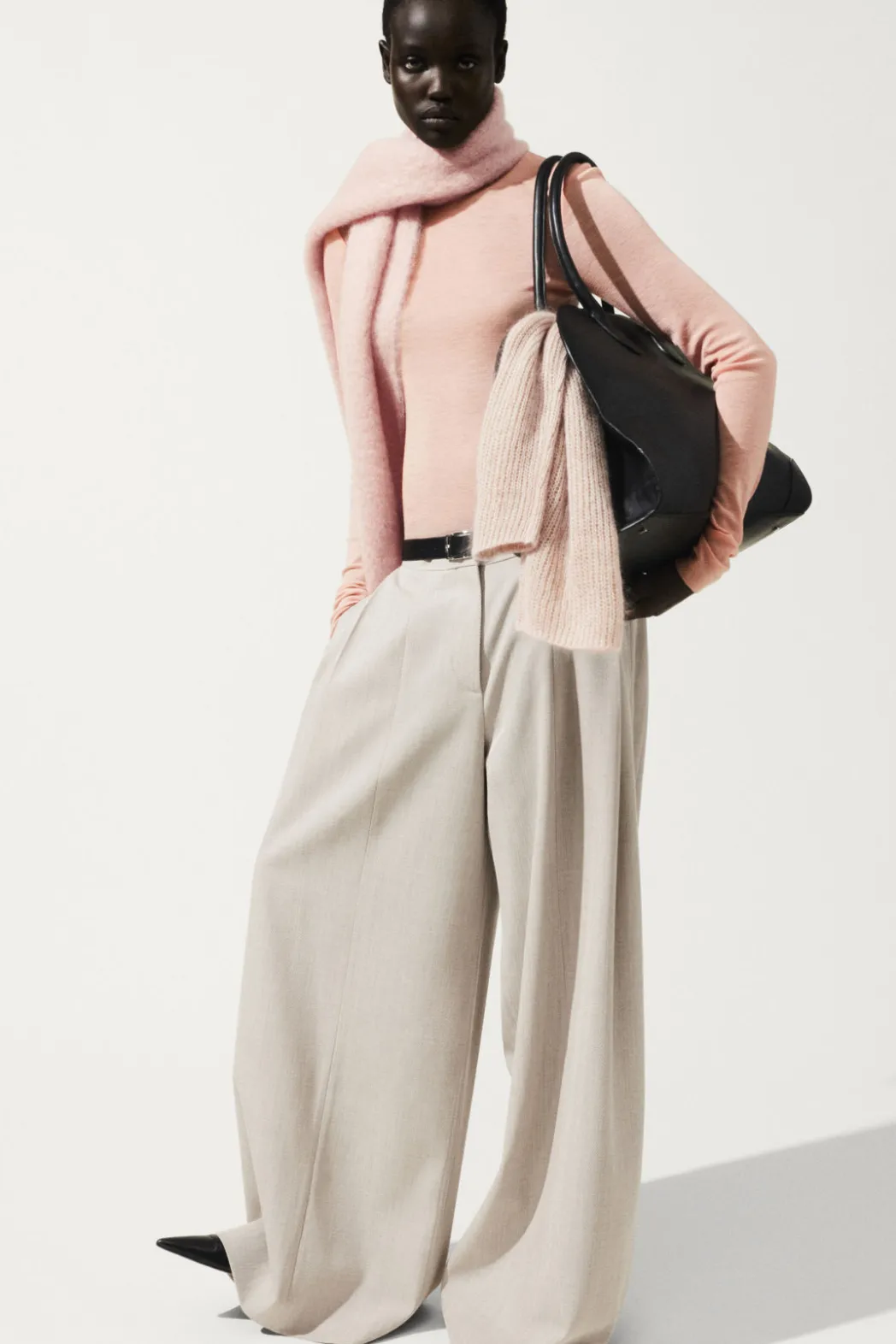 COS FRINGED BRUSHED-MOHAIR SCARF APRICOT