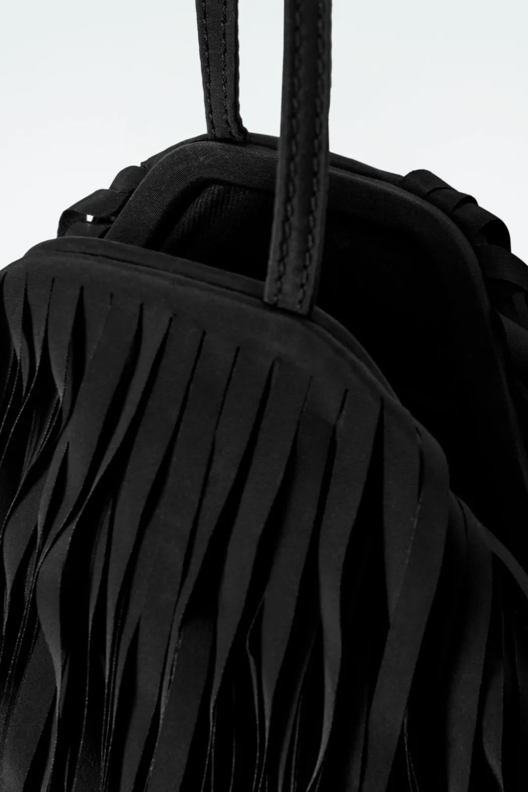Online COS FRINGED CLUTCH BLACK