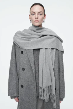 Best COS FRINGED WOOL SCARF GRAY