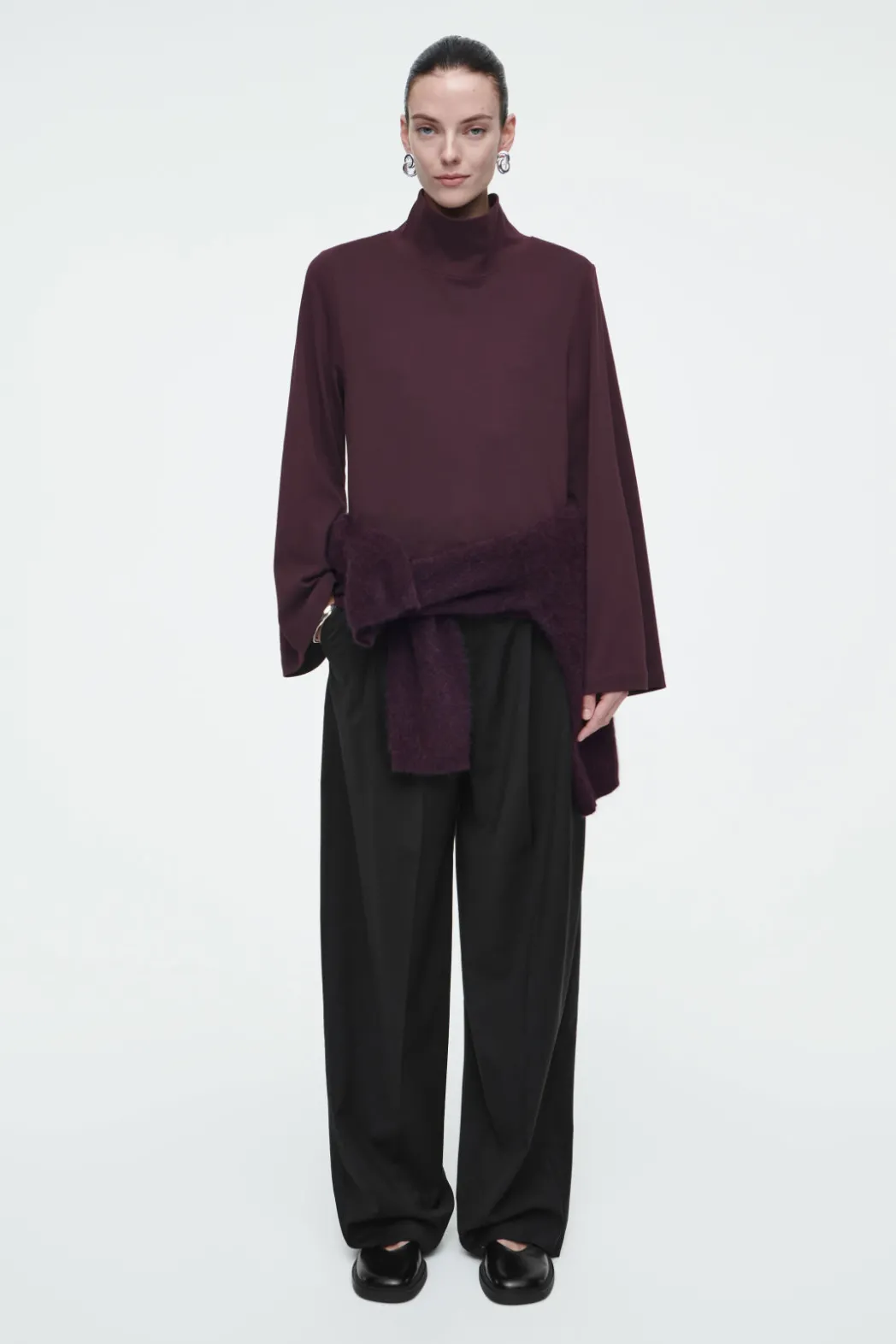 Outlet COS FUNNEL-NECK LONG-SLEEVED T-SHIRT BURGUNDY