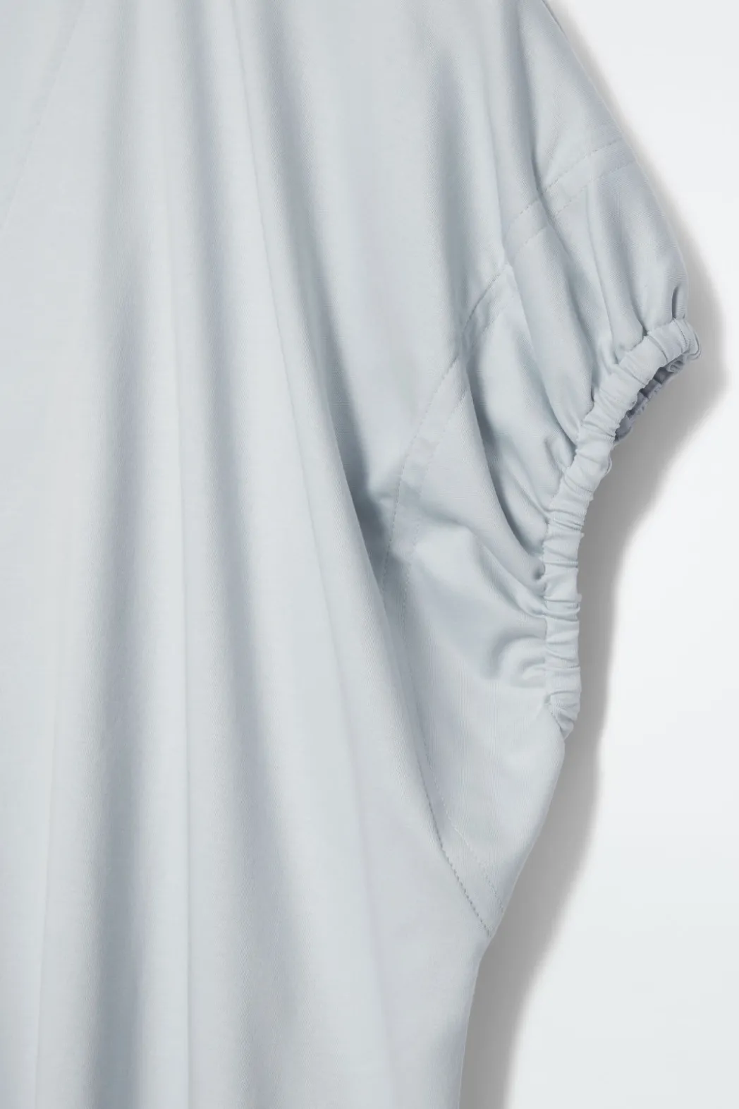 Sale COS GATHERED COTTON BLOUSE LIGHT BLUE