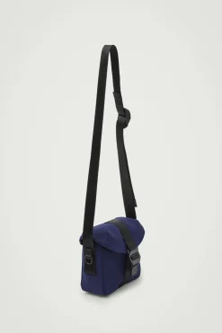 Clearance COS GRID CROSSBODY BAG - RIPSTOP DARK BLUE
