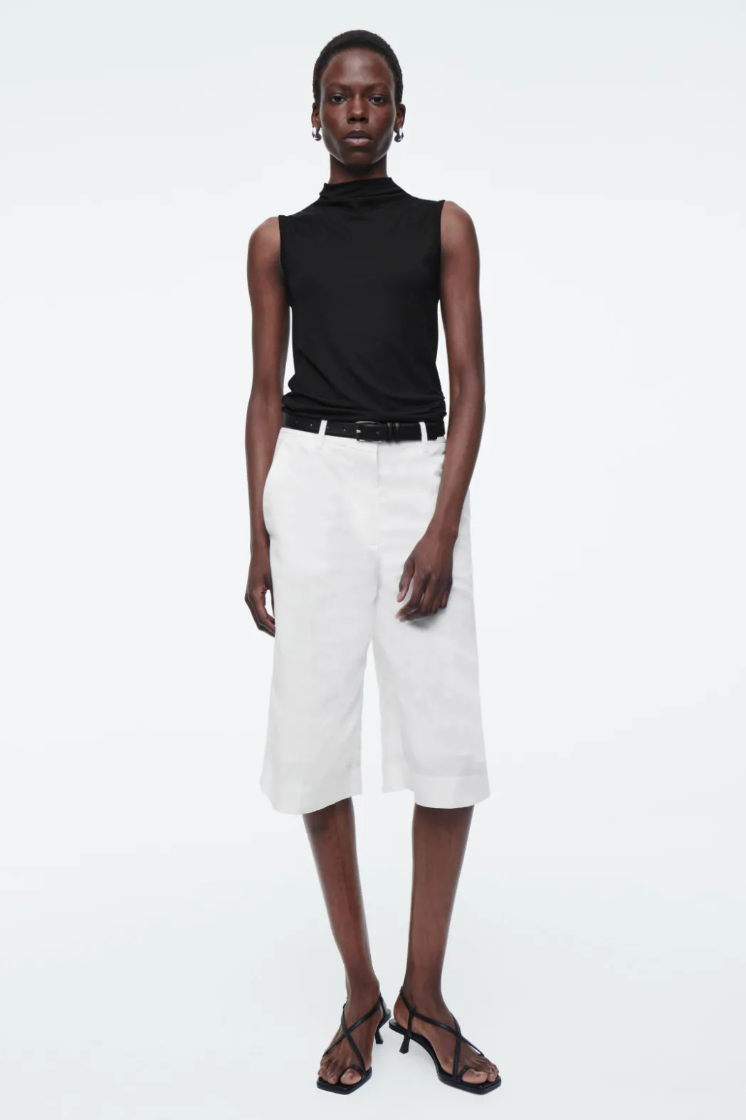 Outlet COS HIGH-NECK SLEEVELESS TANK TOP BLACK