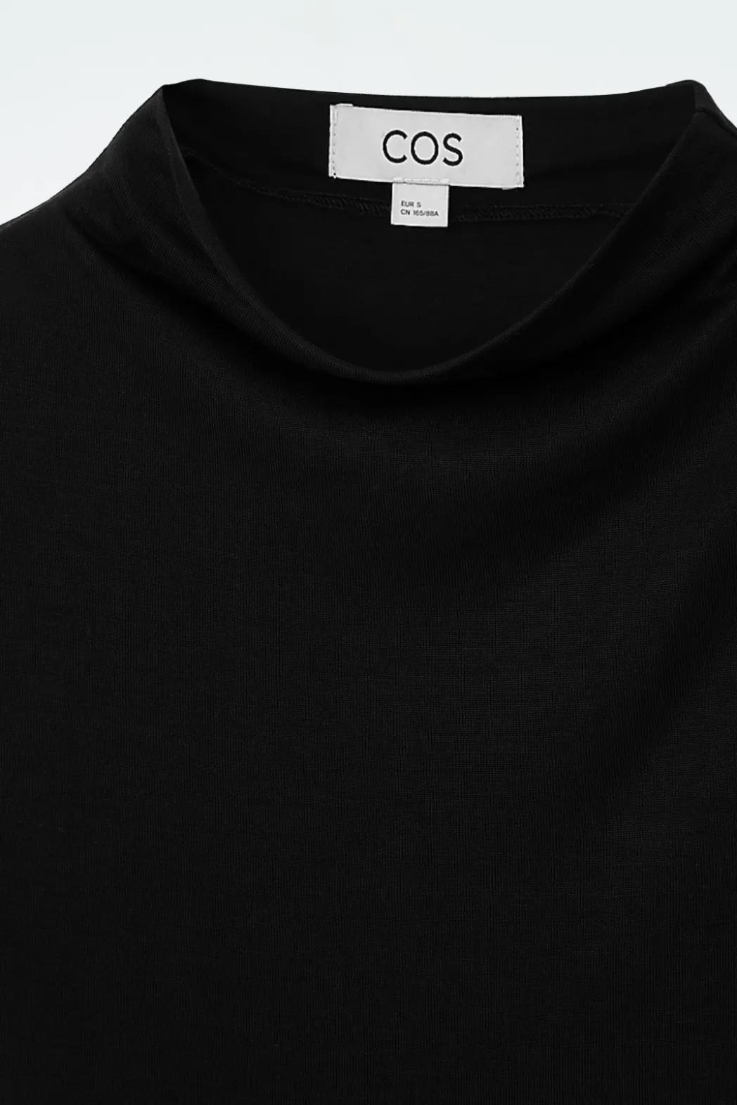 Outlet COS HIGH-NECK SLEEVELESS TANK TOP BLACK