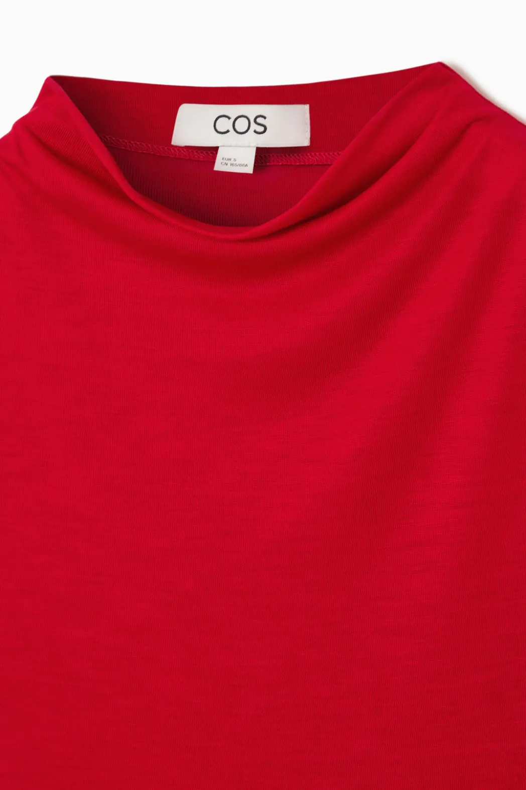 COS HIGH-NECK SLEEVELESS TANK TOP CRIMSON RED