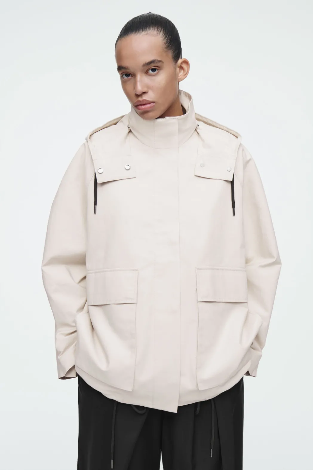 Sale COS HOODED COTTON UTILITY JACKET LIGHT BEIGE