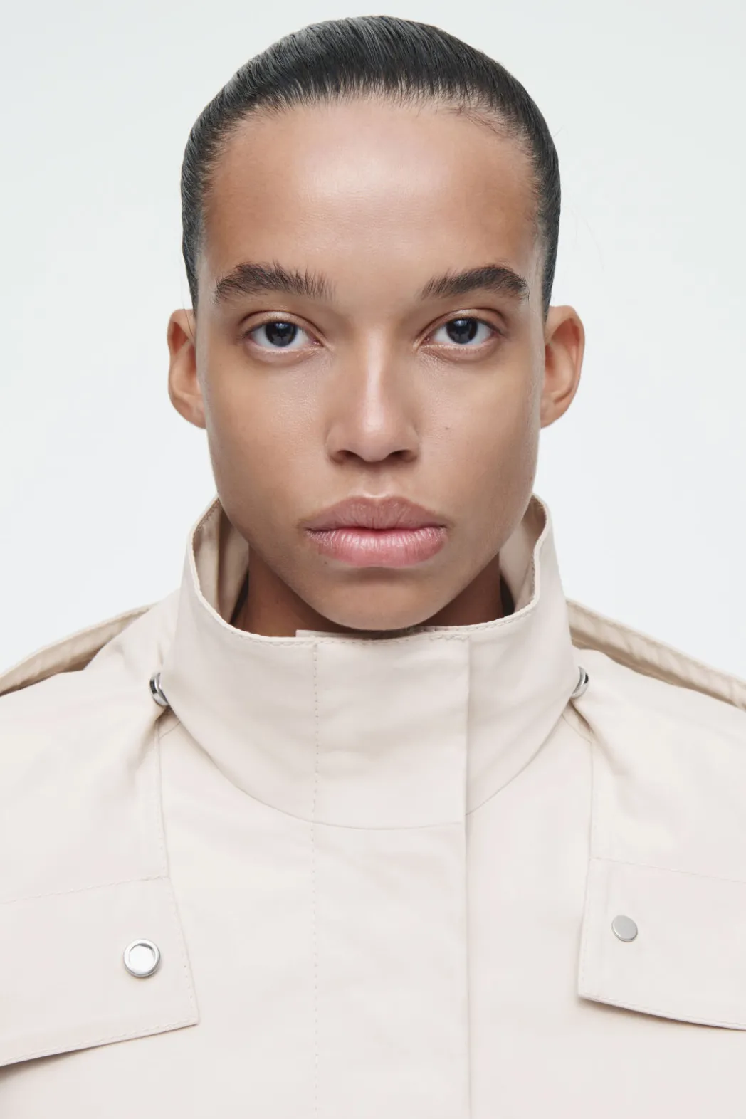 Sale COS HOODED COTTON UTILITY JACKET LIGHT BEIGE