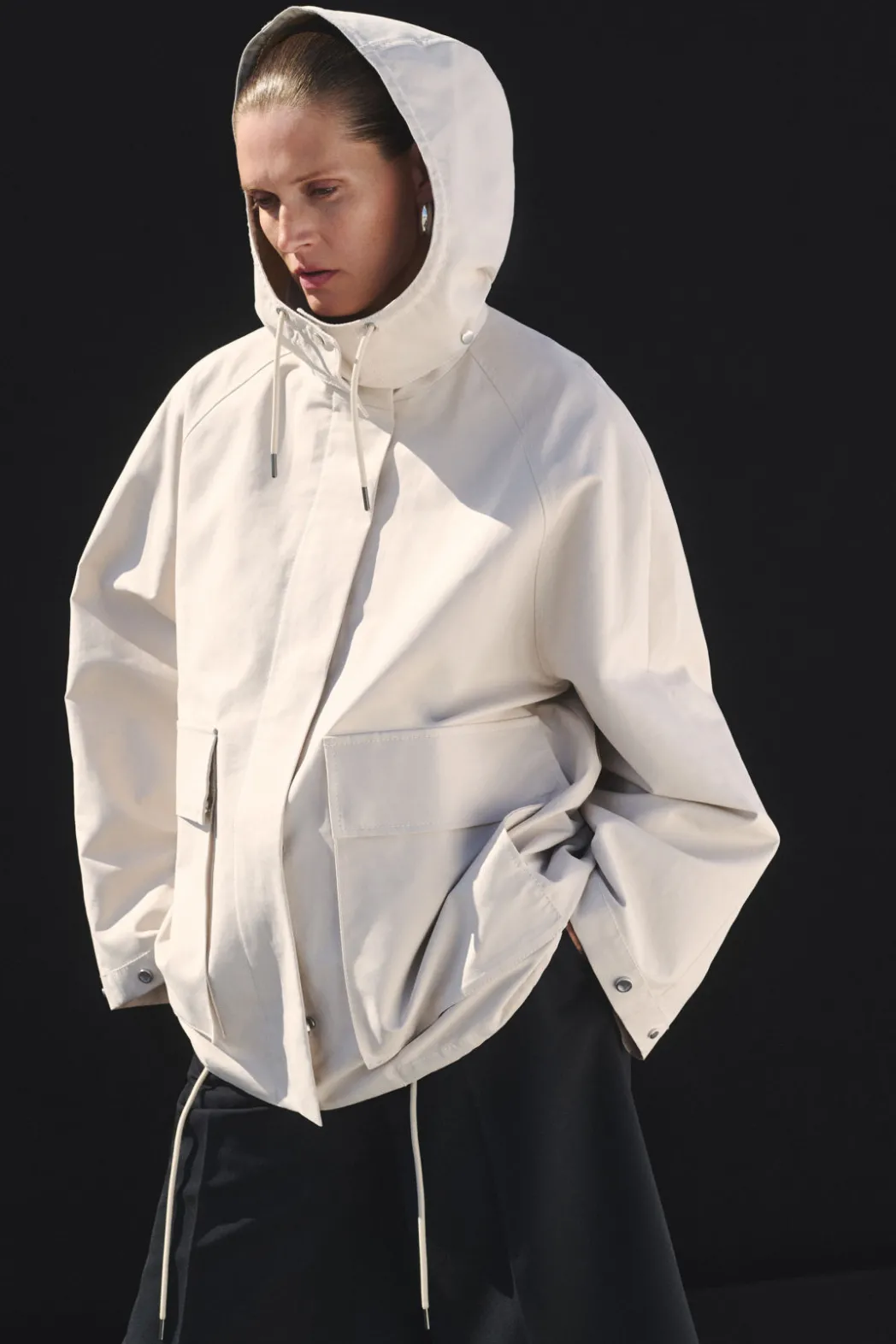 Sale COS HOODED COTTON UTILITY JACKET LIGHT BEIGE