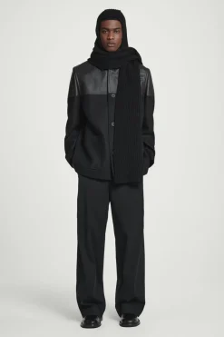 Clearance COS HOODED RIBBED CASHMERE-BLEND SCARF BLACK