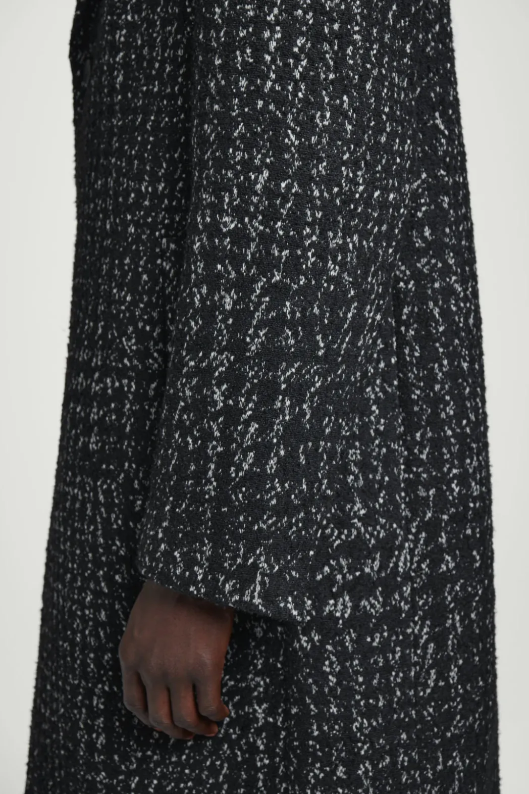 Sale COS HOUNDSTOOTH BOUCLÉ OVERCOAT BLACK / HOUNDSTOOTH