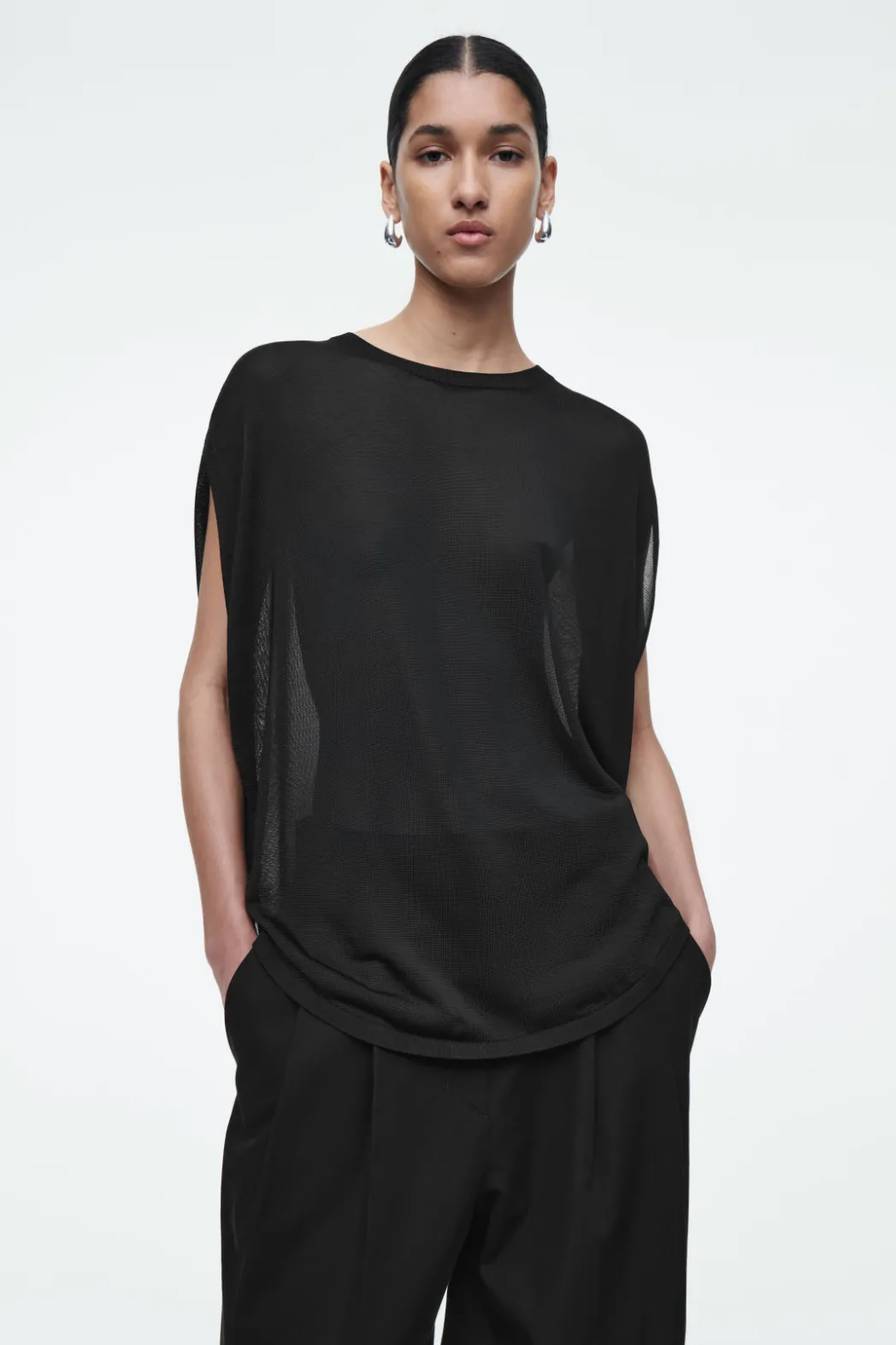 Sale COS KNITTED CIRCLE-CUT T-SHIRT BLACK