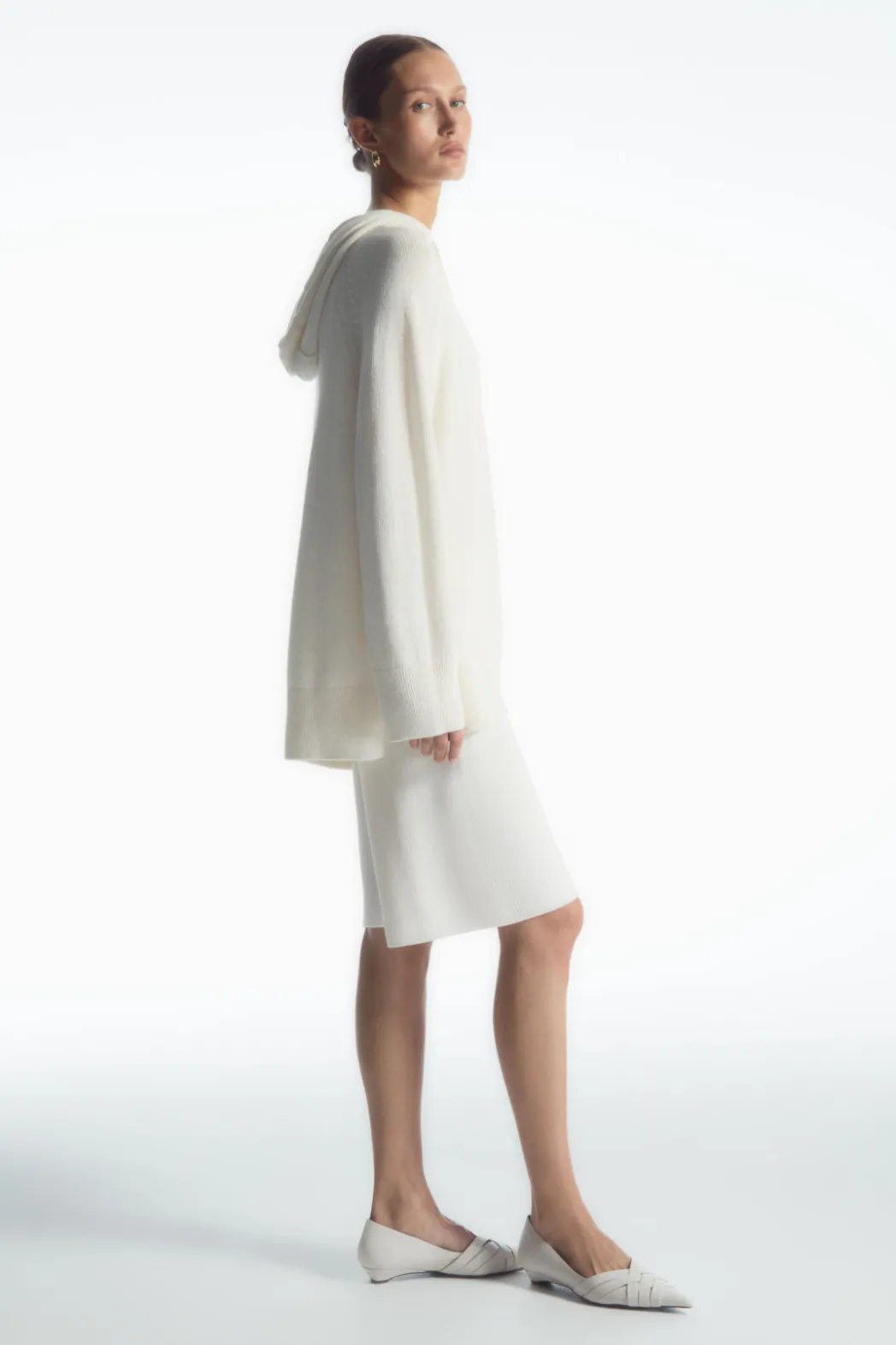 Sale COS KNITTED LINEN-BLEND HOODIE WHITE