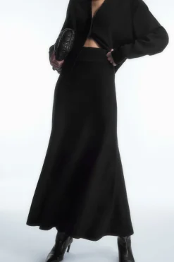 Sale COS KNITTED MIDI SKIRT BLACK