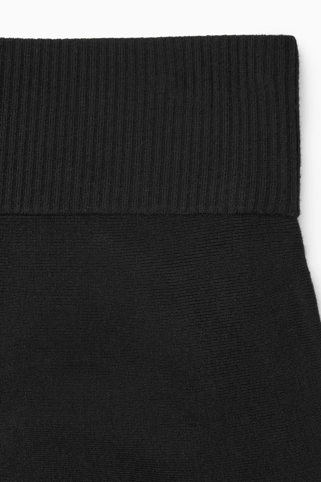 Sale COS KNITTED MIDI SKIRT BLACK