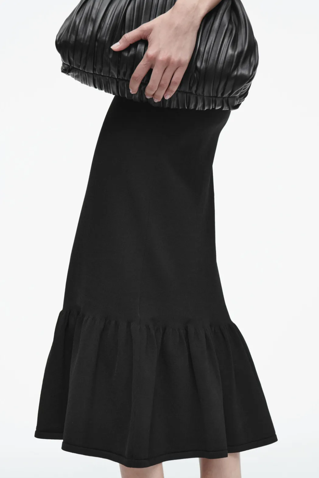 Online COS KNITTED RUFFLED-HEM MIDI DRESS BLACK