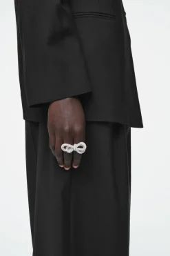 COS KNOTTED BOW CRYSTAL DOUBLE-FINGER RING SILVER