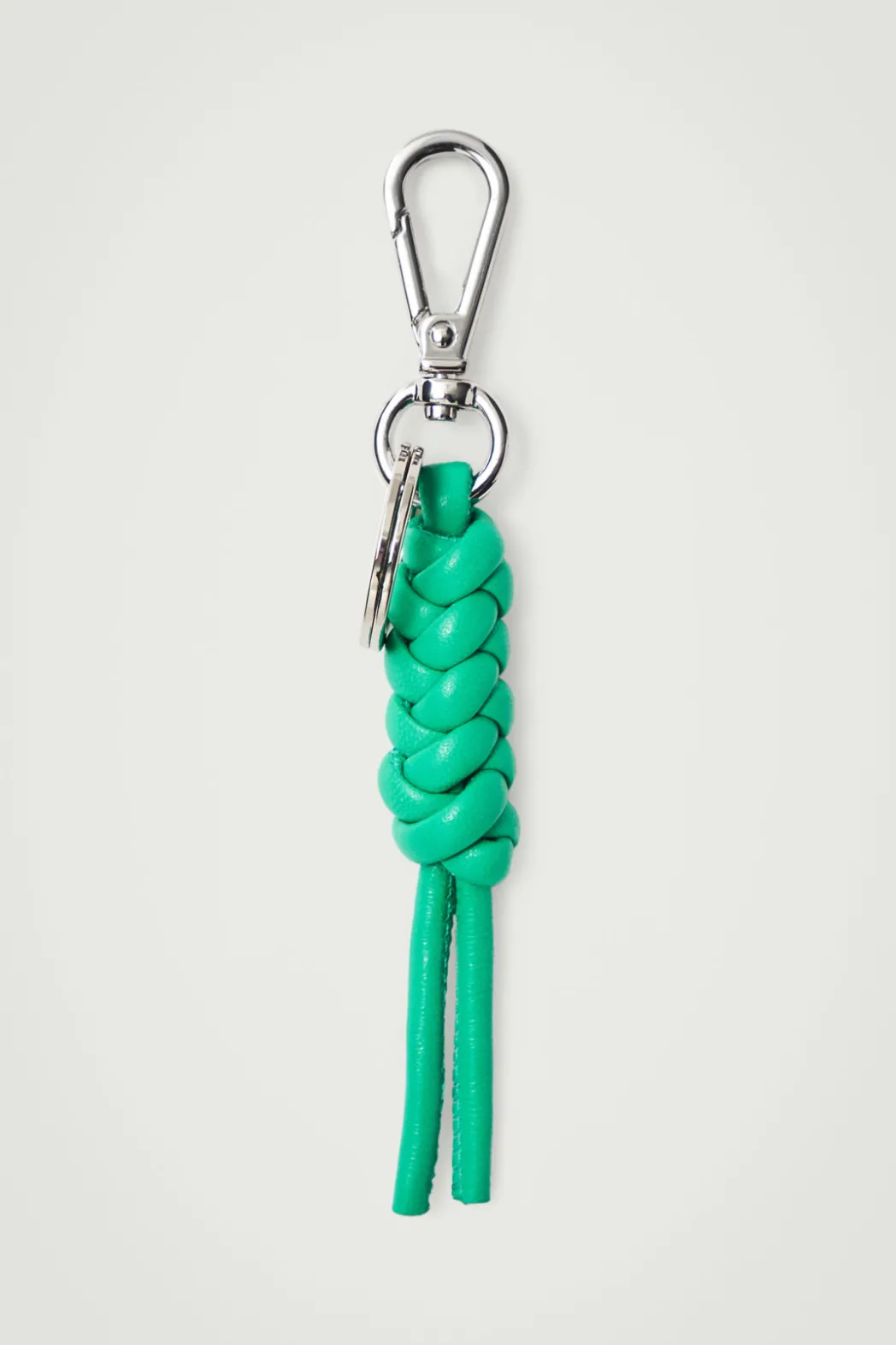 Clearance COS KNOTTED LEATHER KEYRING GREEN