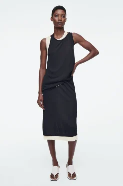 New COS LAYERED KNITTED SKIRT NAVY / CREAM