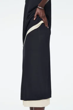 New COS LAYERED KNITTED SKIRT NAVY / CREAM