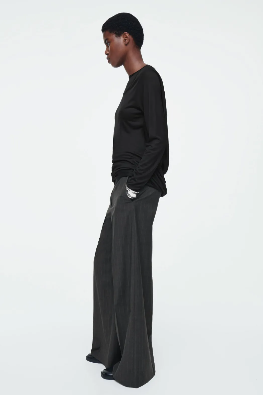 Sale COS LAYERED LONG-SLEEVED TOP BLACK