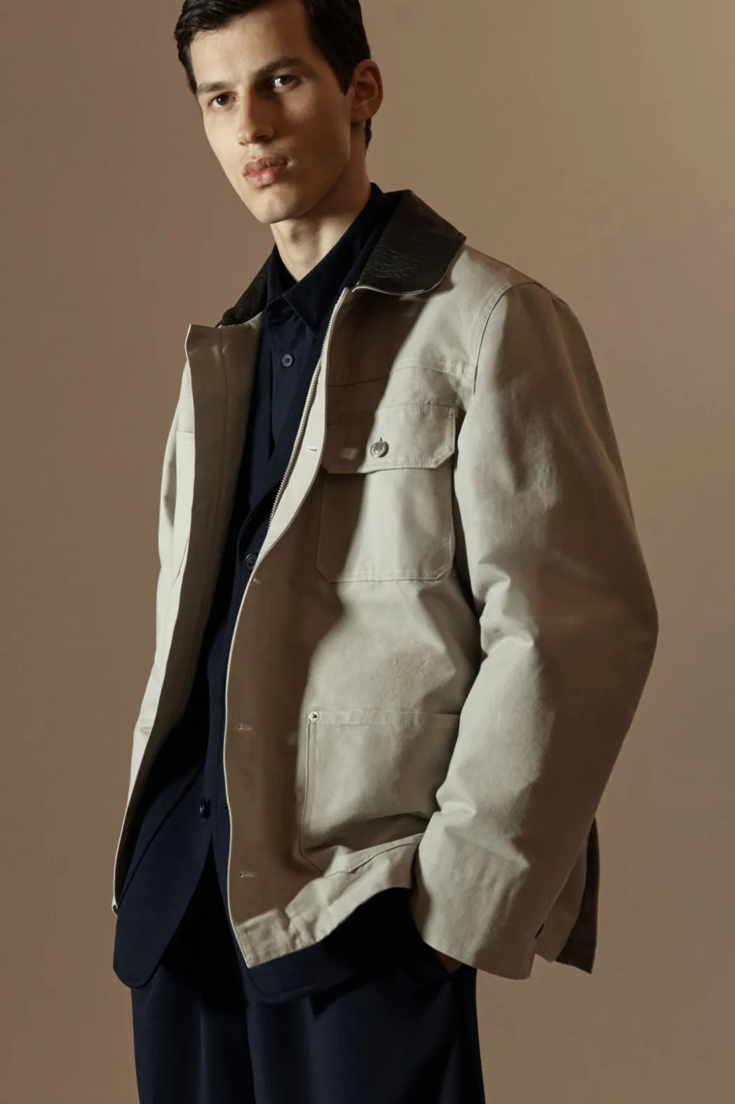 Outlet COS LEATHER-COLLAR FIELD JACKET MOLE
