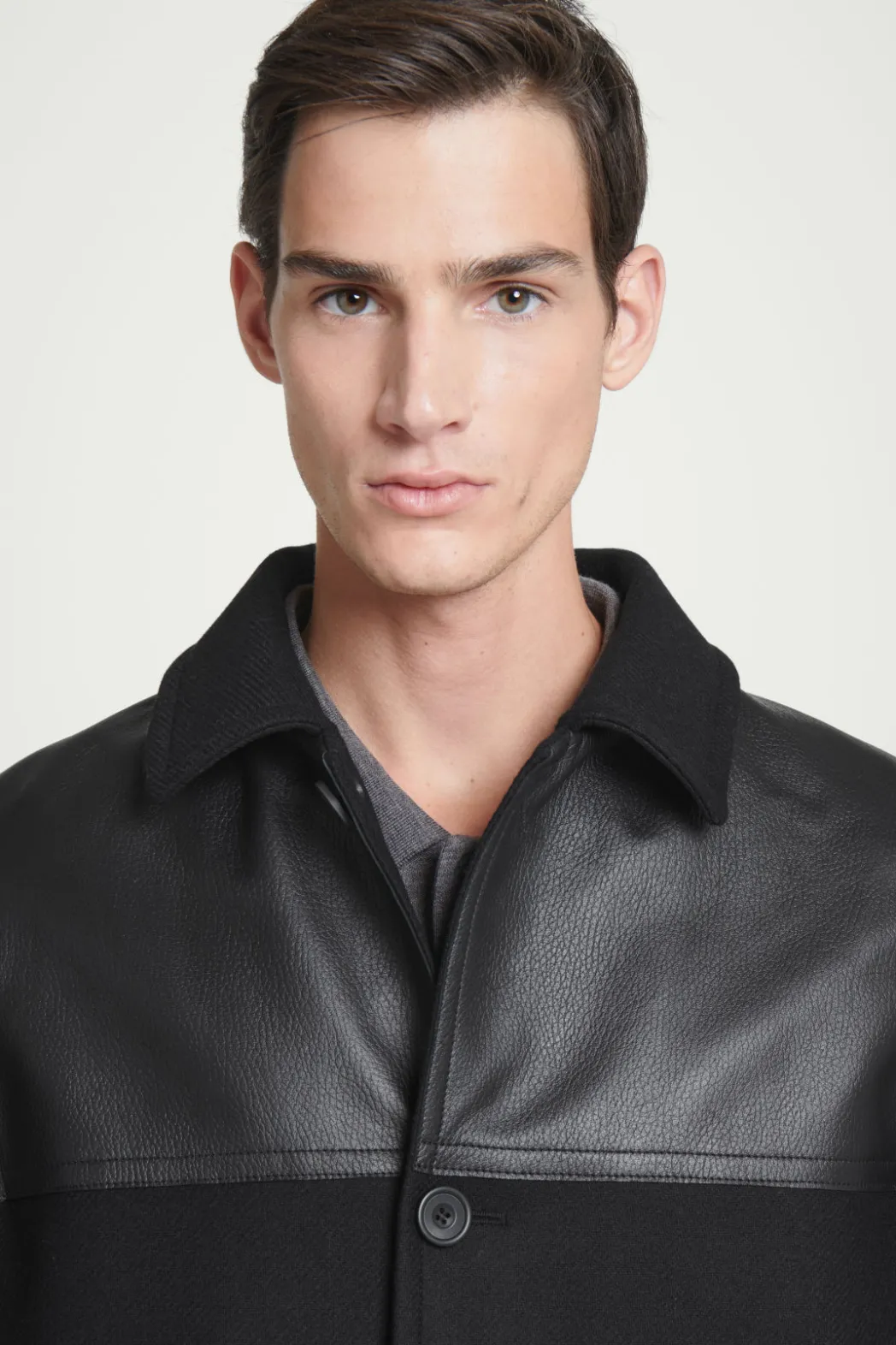Outlet COS LEATHER-PANELED DONKEY JACKET BLACK