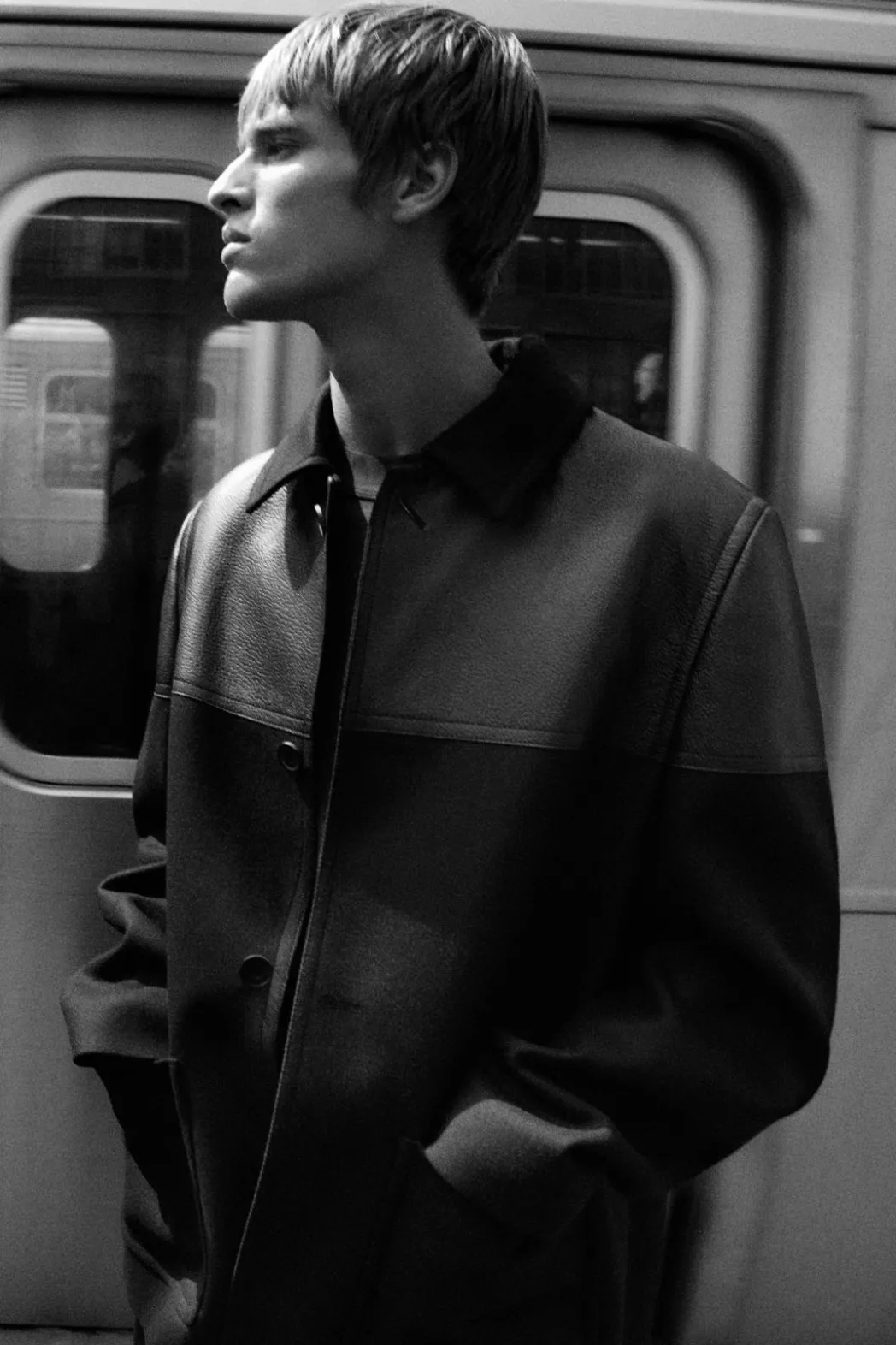 Outlet COS LEATHER-PANELED DONKEY JACKET BLACK