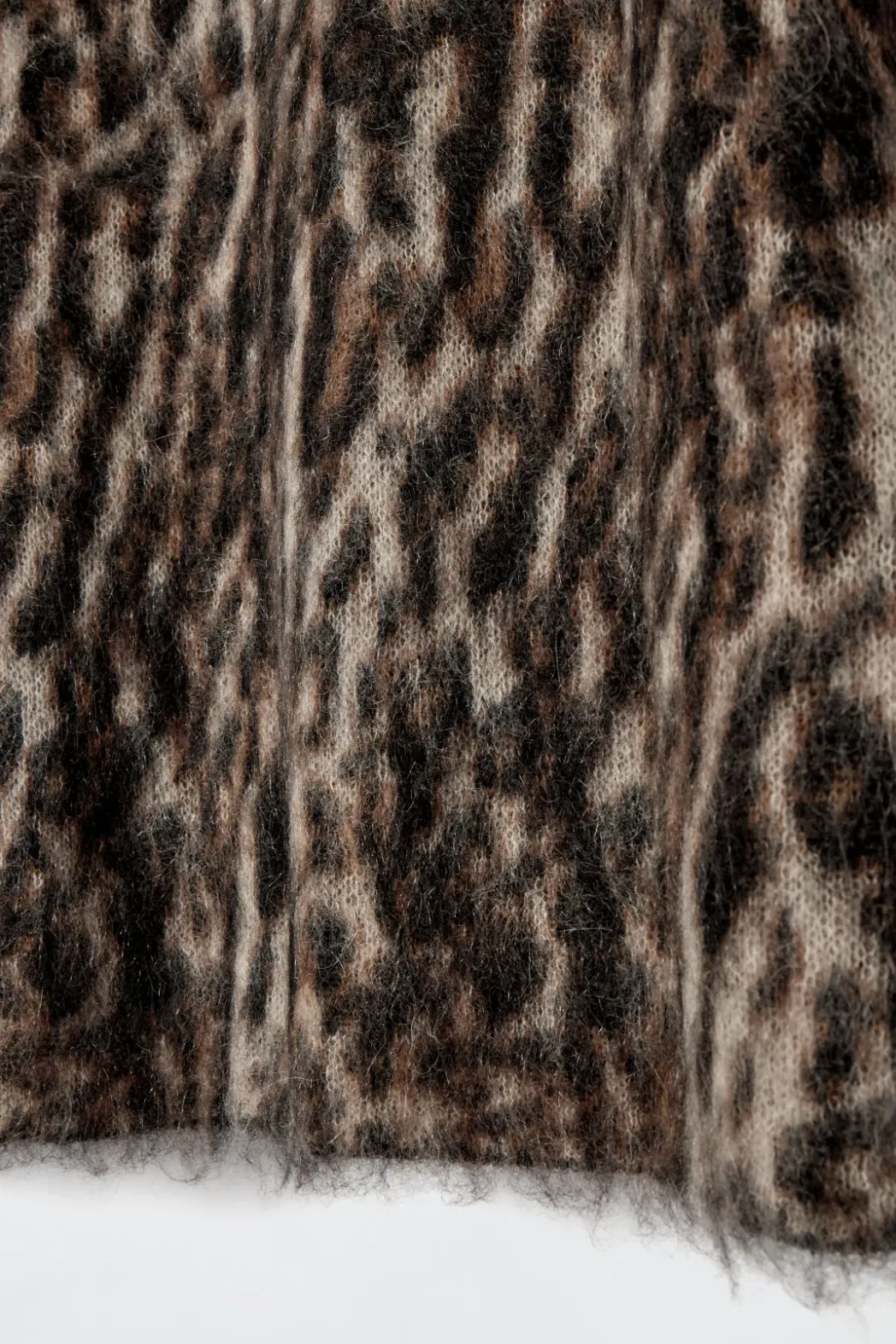 Outlet COS -PRINT MOHAIR-BLEND SWEATER LEOPARD