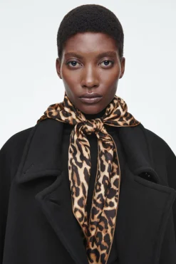 New COS -PRINT SILK TRIANGLE SCARF LEOPARD