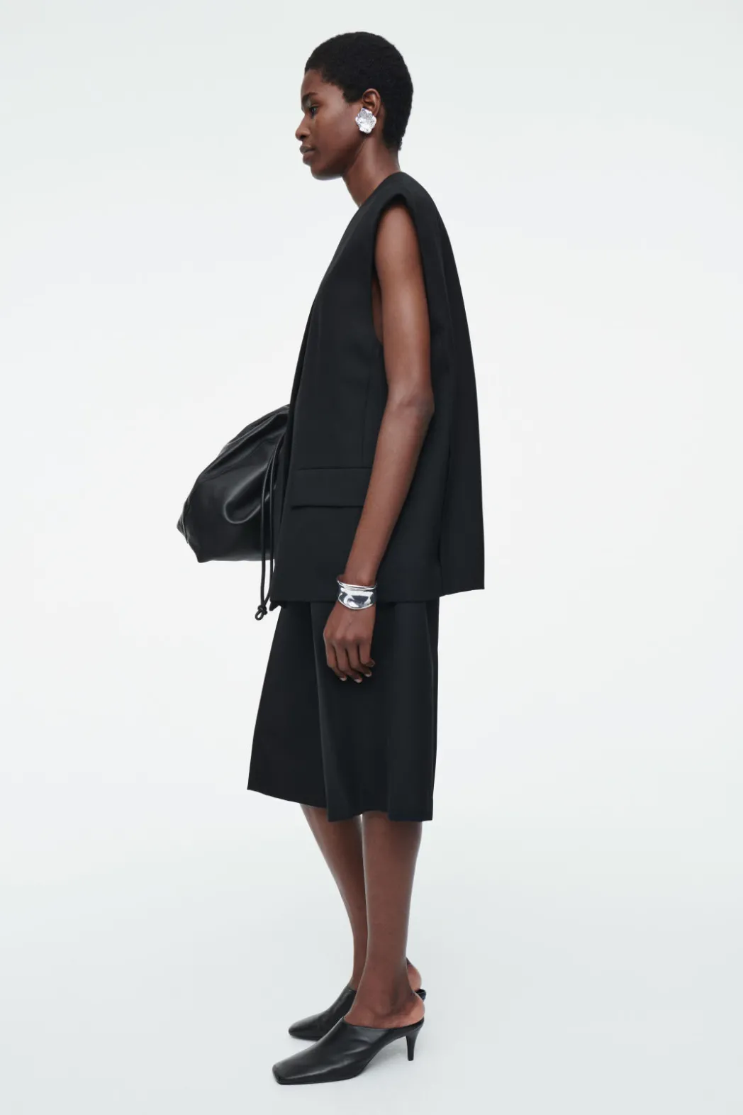 Best COS LONGLINE WOOL-BLEND TWILL VEST BLACK