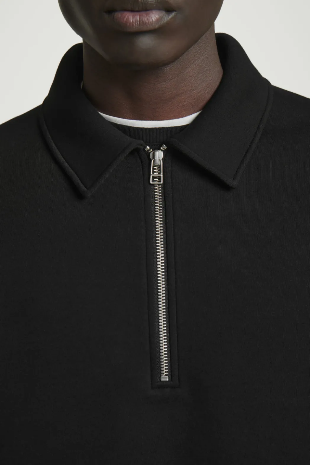 Sale COS LONG-SLEEVED HALF-ZIP POLO SHIRT BLACK