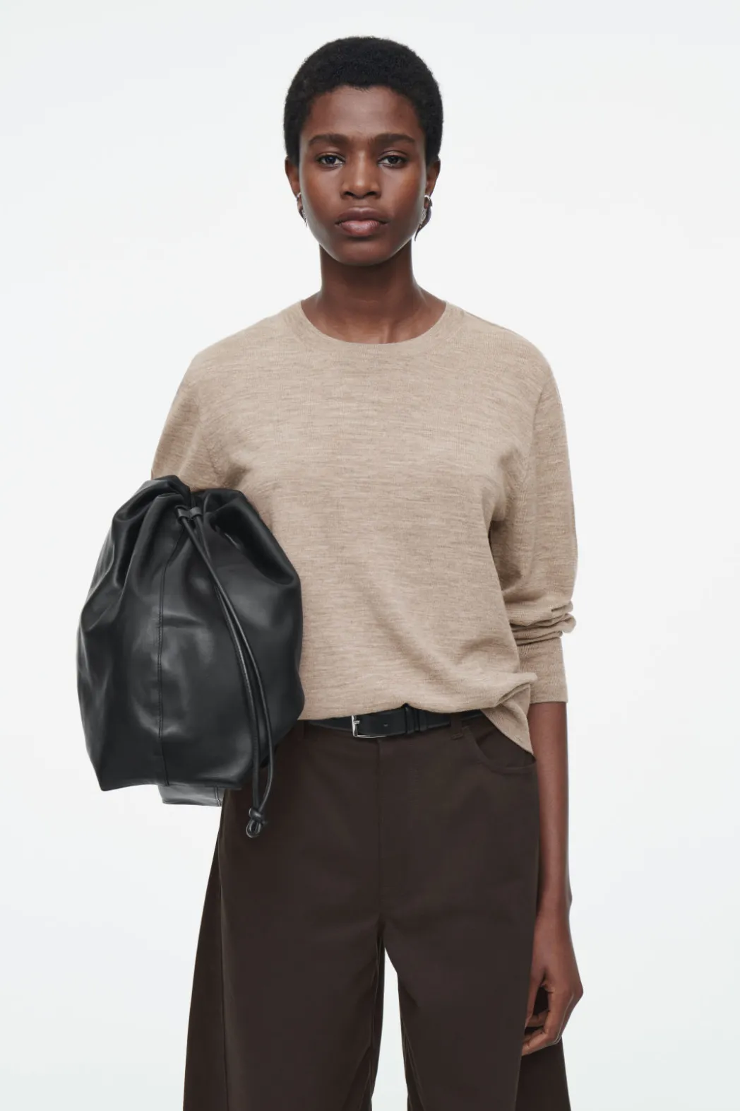 Outlet COS MERINO WOOL CREW-NECK SWEATER BEIGE / UNDYED