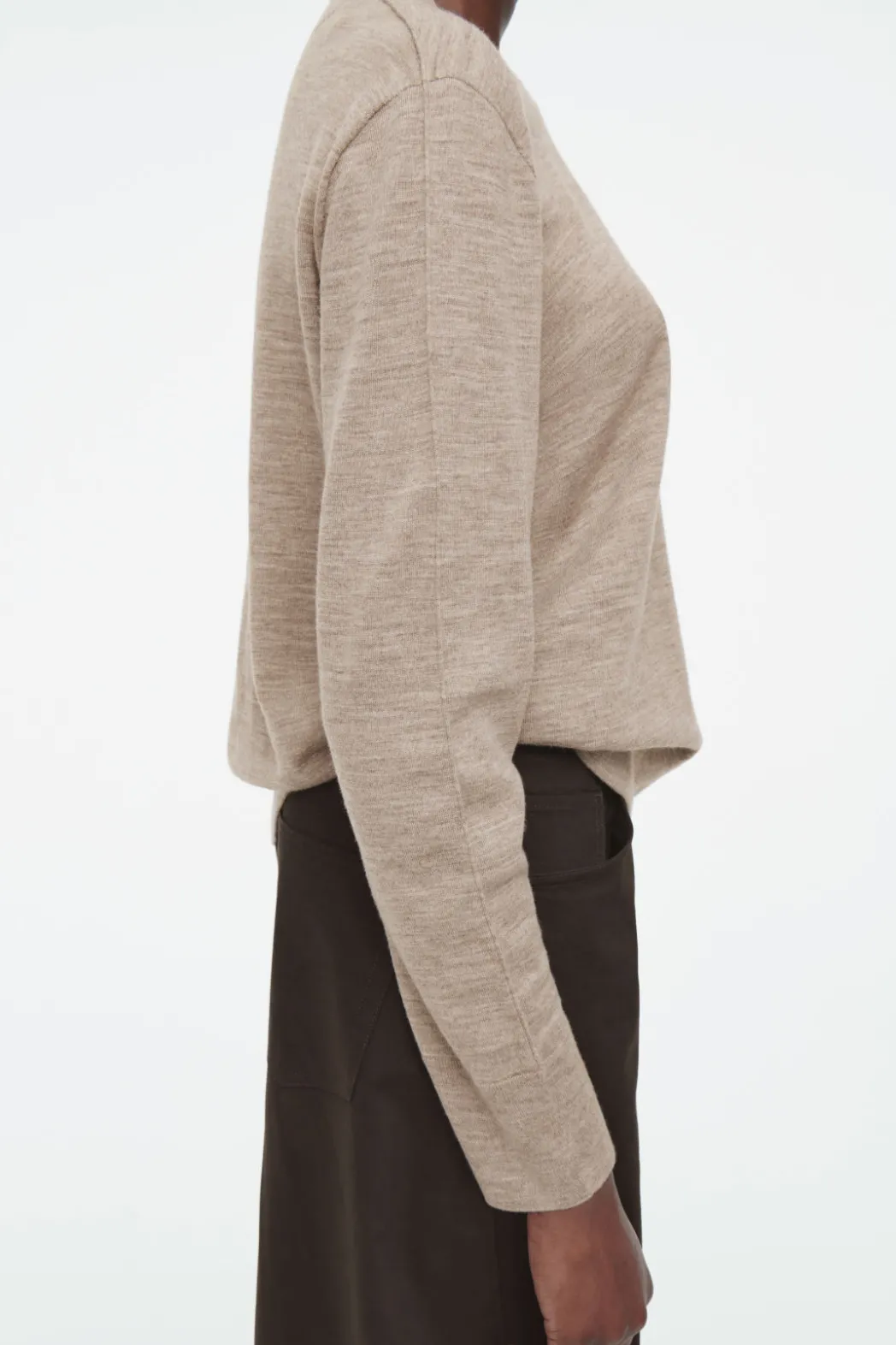 Outlet COS MERINO WOOL CREW-NECK SWEATER BEIGE / UNDYED